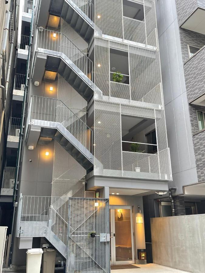 Apreton 2* Tokio